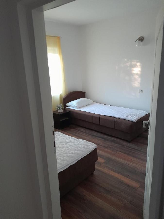 בודווה Apartmani Mia Rada מראה חיצוני תמונה